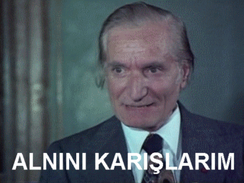 erkek-erkege-yazisirken-sen-benimsin-diyen-kanka_1520880.gif